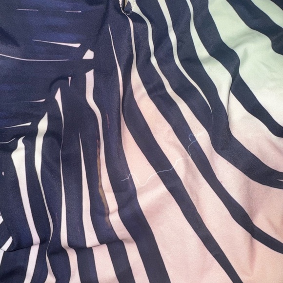 NWT VICTORIA'S SECRET PINK SMALL TROPICAL FLORAL PALM KEYHOLE ONE PIECE SWIMSUIT - Picture 5 of 11